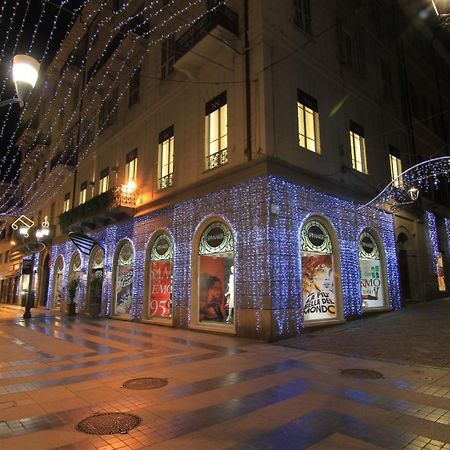 Ls-House Apartment - In The Heart Of Sanremo Exteriör bild