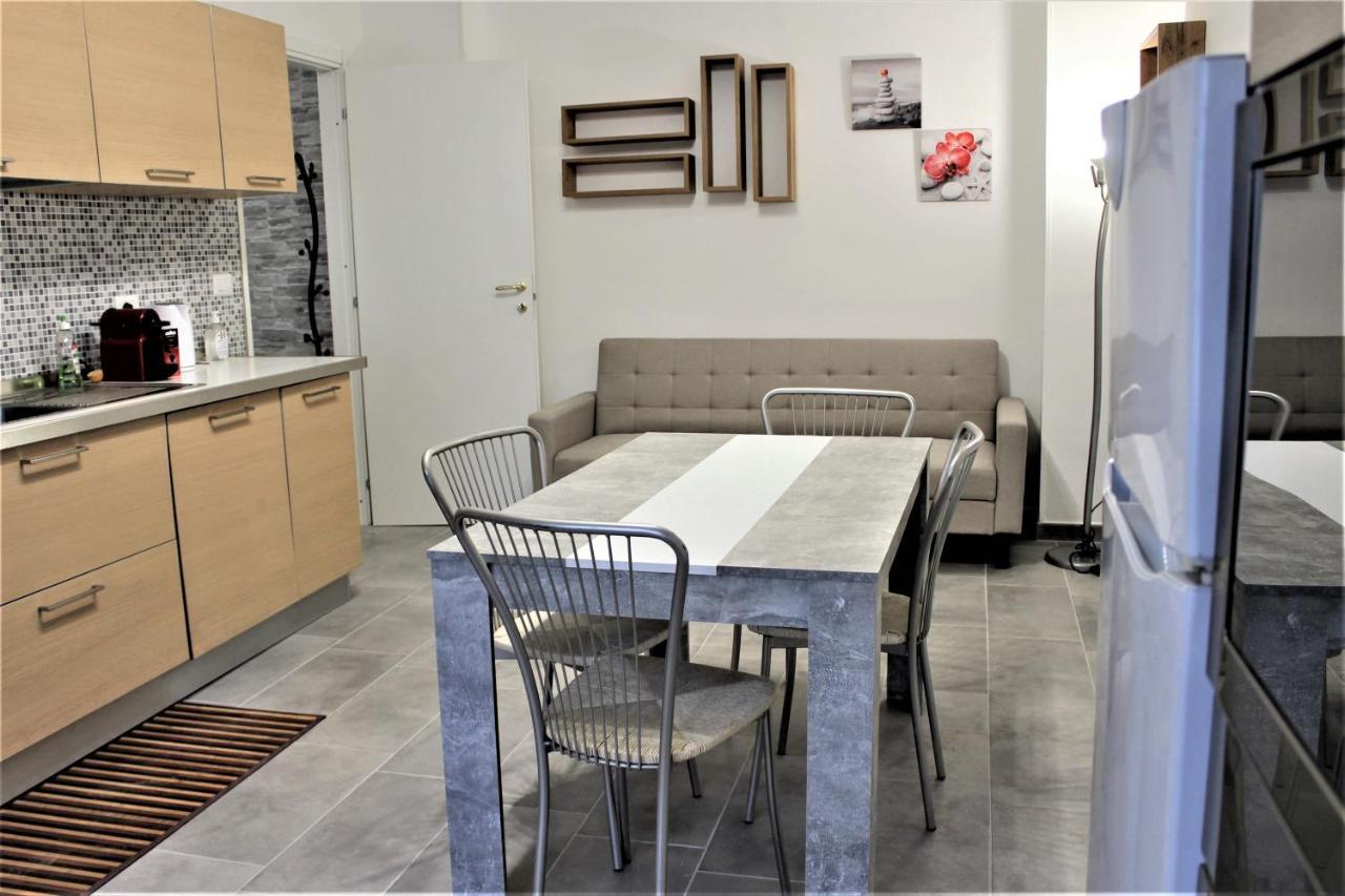 Ls-House Apartment - In The Heart Of Sanremo Exteriör bild